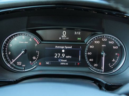 Used 2025 Cadillac XT6 Luxury image 25