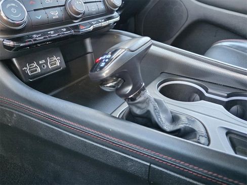 Used 2024 Dodge Durango GT image 27