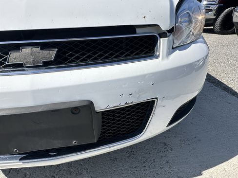 Used 2012 Chevrolet Impala LTZ image 17