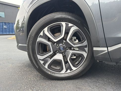 Used 2025 Subaru Ascent Touring AWD/4WD image 18