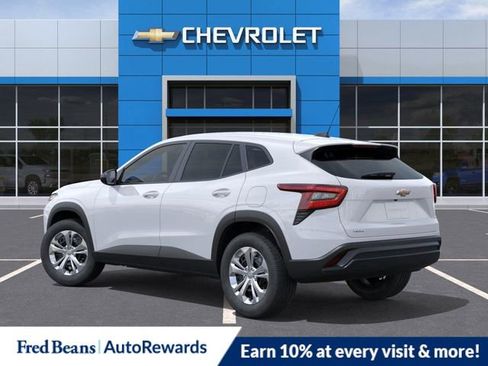 New 2026 Chevrolet Trax LS FWD image 3