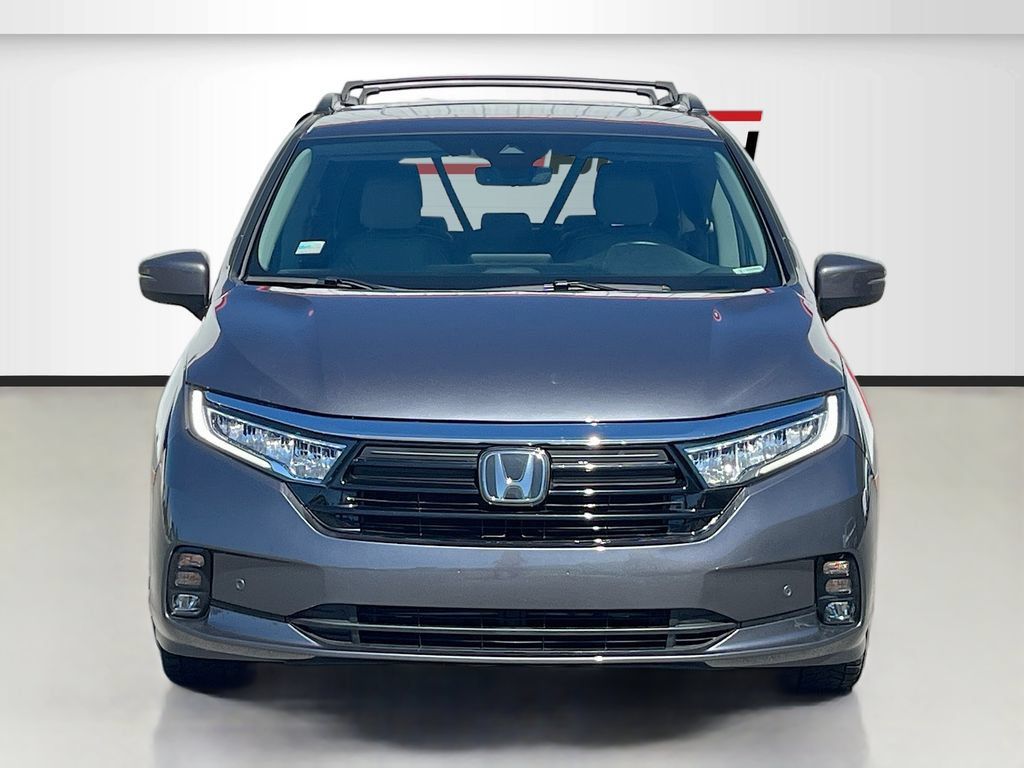 Used 2024 Honda Odyssey Touring image 2