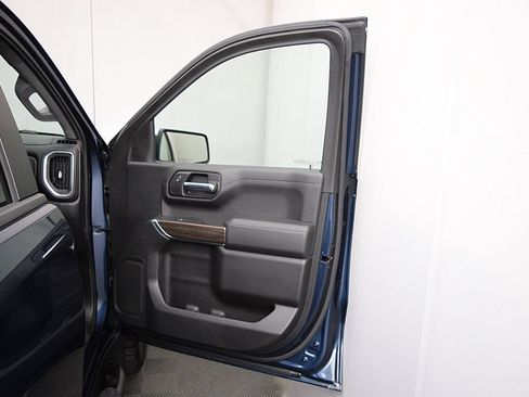 Used 2020 Chevrolet Silverado 1500 LT AWD/4WD image 15