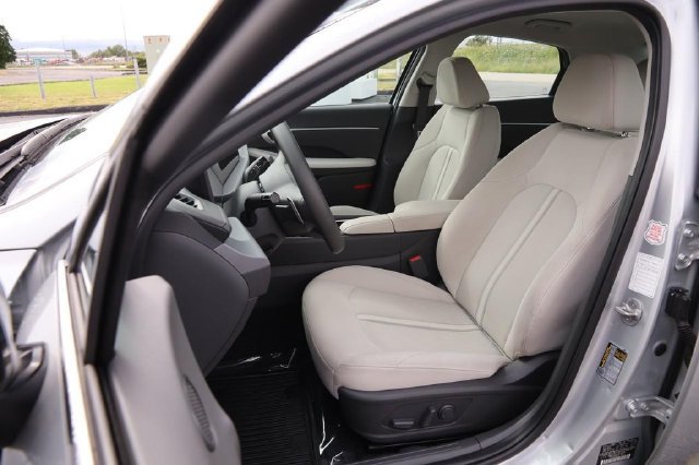 Used 2025 Hyundai Sonata SEL FWD image 8