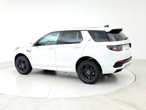 Certified 2025 Land Rover Discovery Sport S image 7