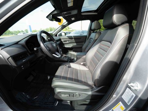 Used 2025 Honda CR-V Sport-L image 9