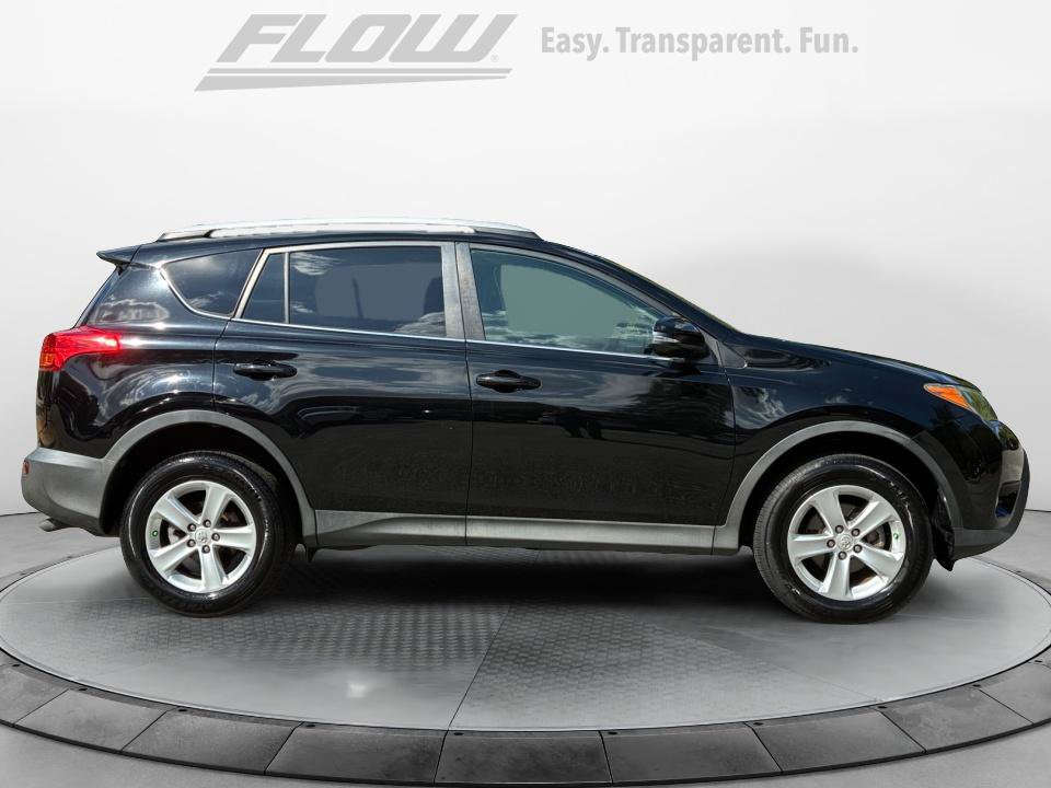 Used 2013 Toyota RAV4 XLE AWD/4WD image 10