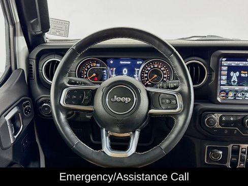 Used 2020 Jeep Wrangler Unlimited Sahara image 27