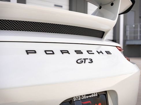 Used 2018 Porsche 911 GT3 image 14