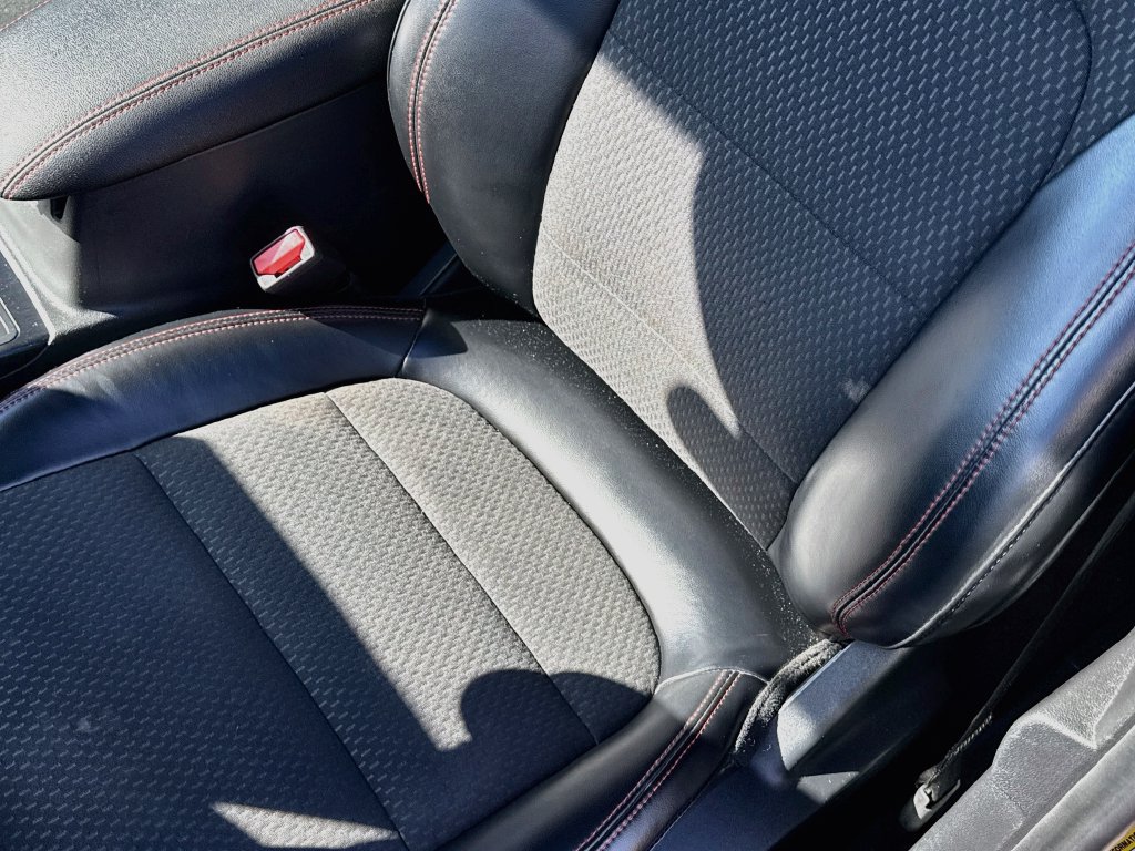 Used 2024 Ford Escape ST-Line w/ Tech Pack #1 FWD image 23