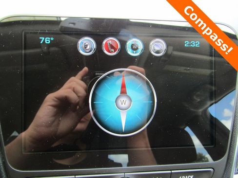 Used 2018 Chevrolet Malibu LT FWD image 8