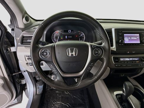 Used 2017 Honda Ridgeline RTL image 13