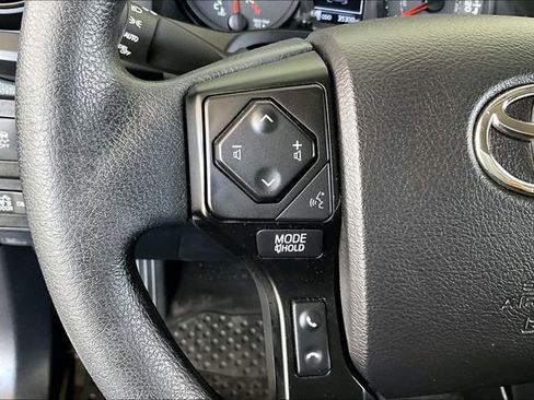 Used 2021 Toyota Tacoma SR AWD/4WD image 10