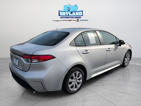 Used 2023 Toyota Corolla LE image 5