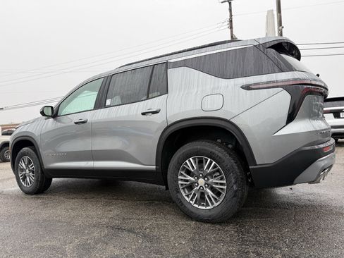 New 2026 Chevrolet Traverse LT image 4