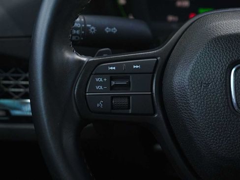 Used 2024 Honda Accord EX-L image 17