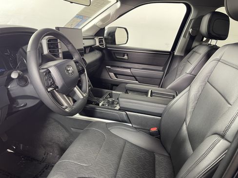 Used 2023 Toyota Tundra SR5 w/ SR5 Premium Package AWD/4WD image 8