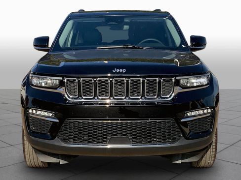 Used 2023 Jeep Grand Cherokee Limited AWD/4WD image 4