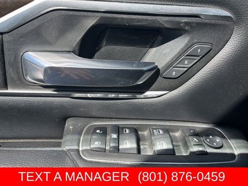 Used 2022 RAM 1500 Laramie AWD/4WD image 18