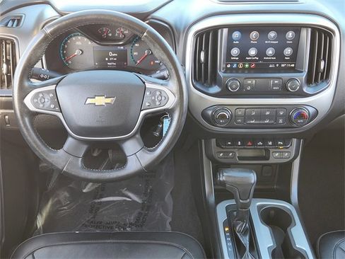 Used 2020 Chevrolet Colorado LT w/ Luxury Package image 25