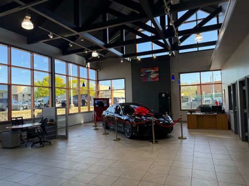 Certified 2023 Jeep Wrangler Unlimited Sahara image 23