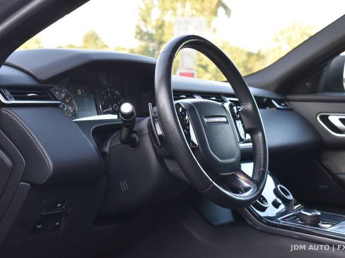 Used 2018 Land Rover Range Rover Velar S AWD/4WD image 19