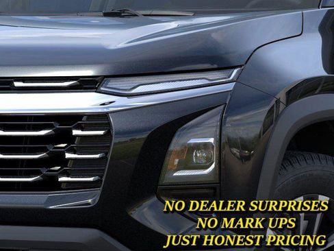 New 2026 Chevrolet Equinox LT w/ Convenience Package II FWD image 10