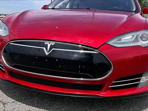 Used 2014 Tesla Model S P85 RWD image 38