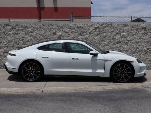New 2025 Porsche Taycan 4S AWD/4WD image 7