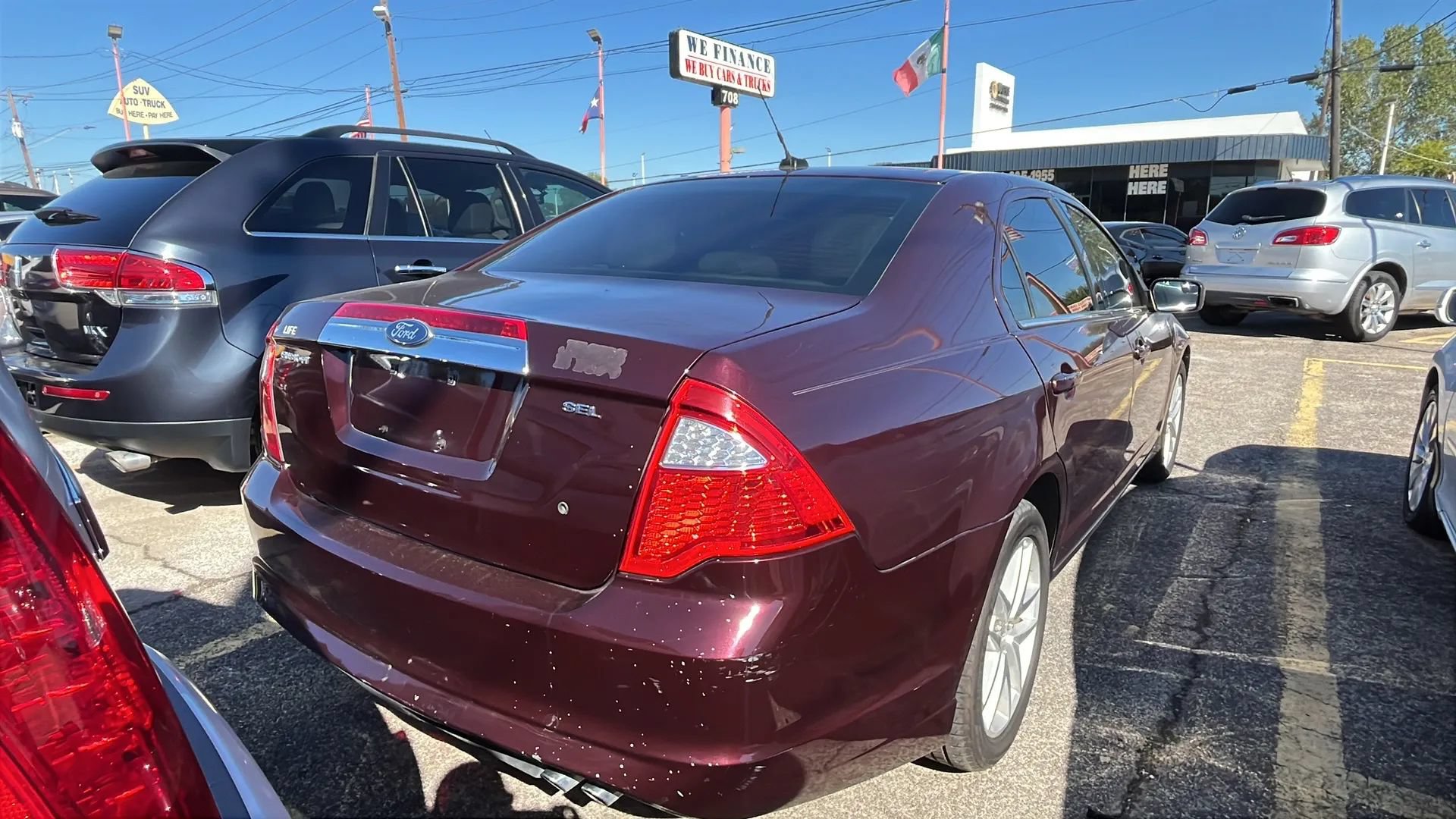 Used 2011 Ford Fusion SEL FWD image 4