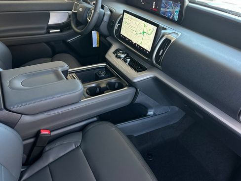 New 2027 Ford Expedition Max Active RWD image 16
