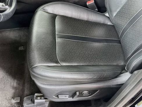 Used 2021 Kia Sorento S w/ Panoramic Sunroof Package FWD image 19