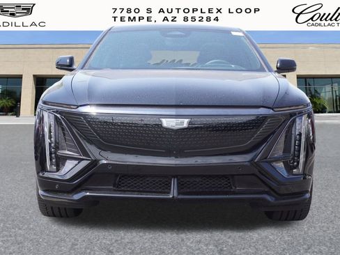 New 2026 Cadillac Lyriq V image 5