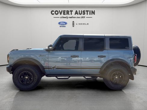 Used 2023 Ford Bronco Wildtrak AWD/4WD image 2