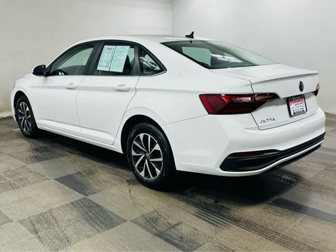 Certified 2023 Volkswagen Jetta S FWD image 4