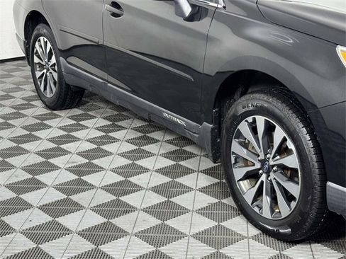 Used 2015 Subaru Outback 3.6R Limited image 12