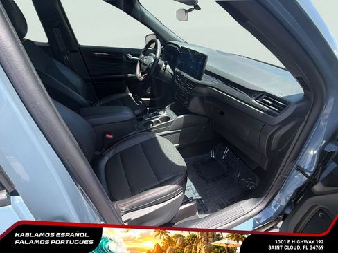 Used 2025 Ford Escape ST-Line w/ Tech Pack #1 FWD image 28