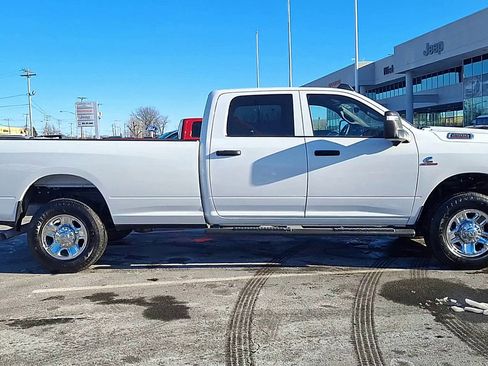 Used 2025 RAM 2500 Tradesman image 9