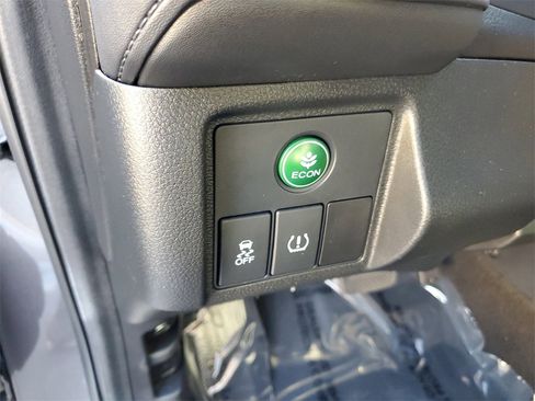 Used 2016 Honda HR-V EX-L image 21