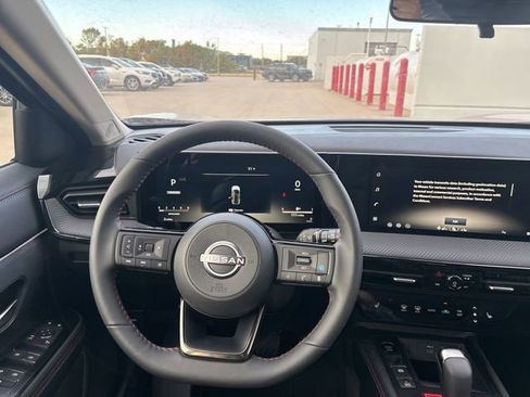 New 2026 Nissan Kicks SR w/ SR Premium Package AWD/4WD image 11