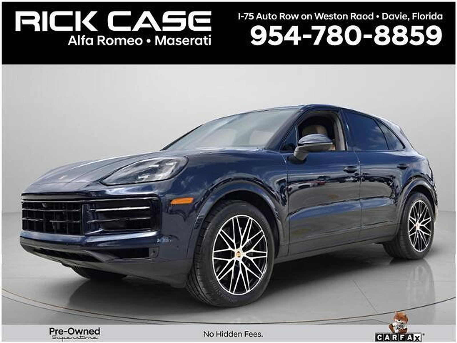 Used 2025 Porsche Cayenne AWD/4WD image 1