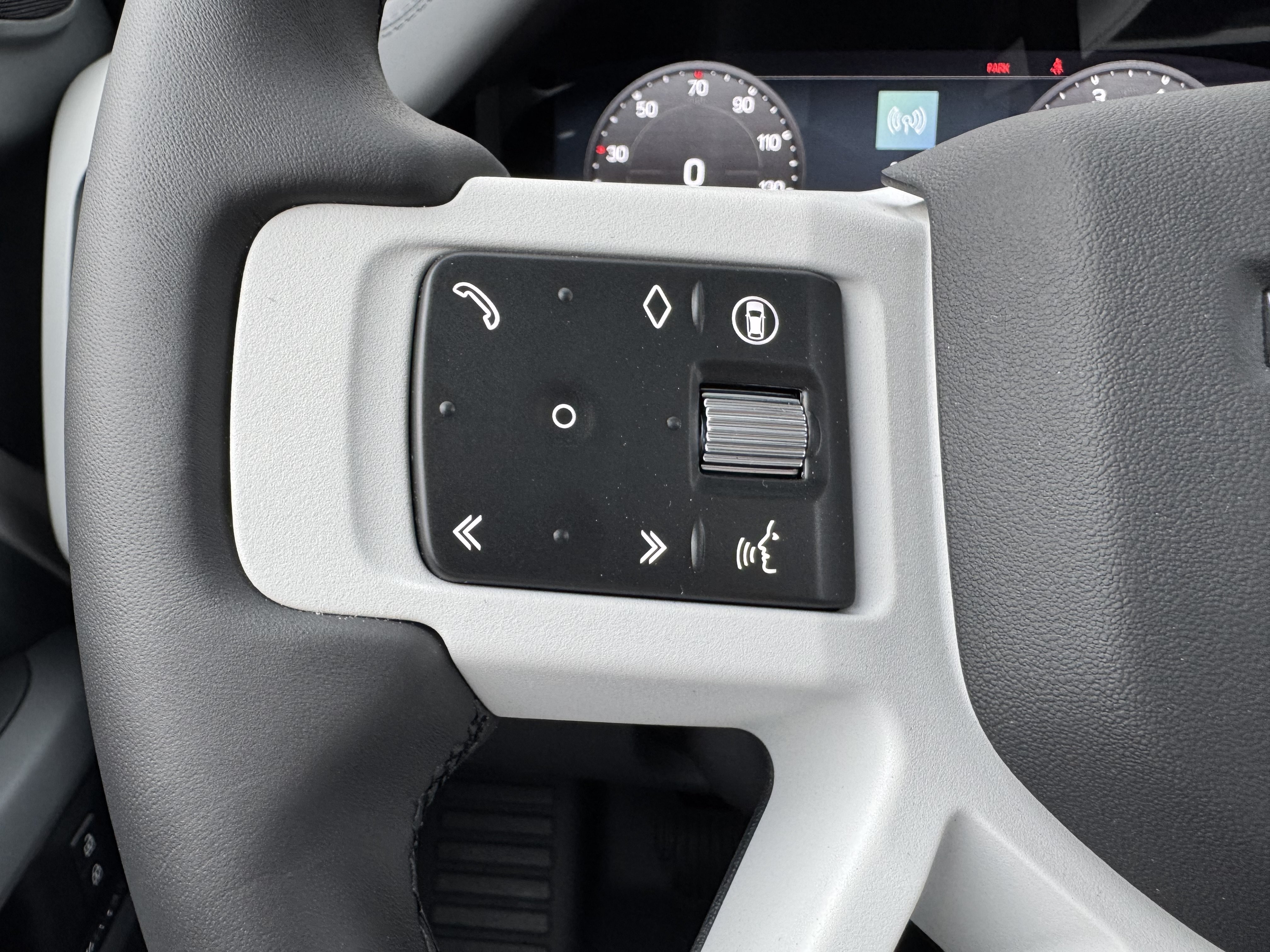 New 2026 Land Rover Defender 110 S AWD/4WD image 17