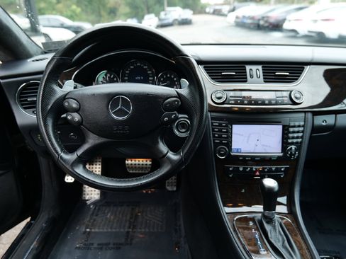 Used 2007 Mercedes-Benz CLS 63 AMG w/ P2 Pkg image 17
