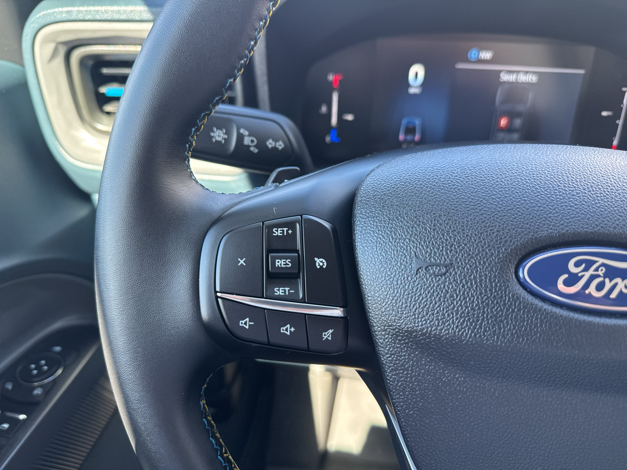 Used 2026 Ford Maverick Lobo AWD/4WD image 11