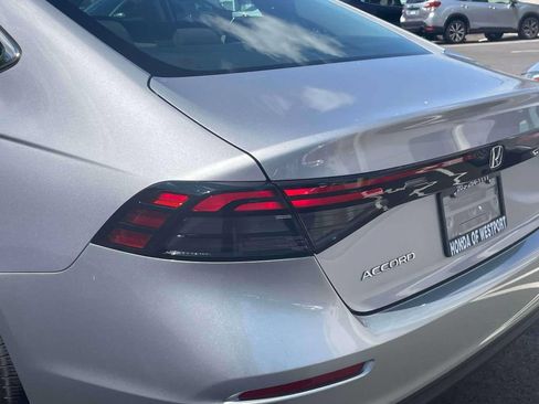 Used 2023 Honda Accord EX image 11