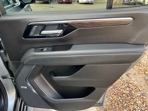 Used 2025 Chevrolet Tahoe Premier image 27