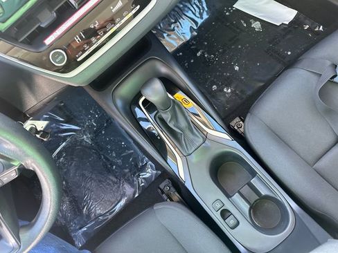 Certified 2025 Toyota Corolla LE image 36