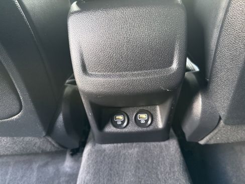 Used 2022 Kia K5 GT-Line FWD image 11