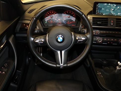 Used 2017 BMW M2 RWD image 15