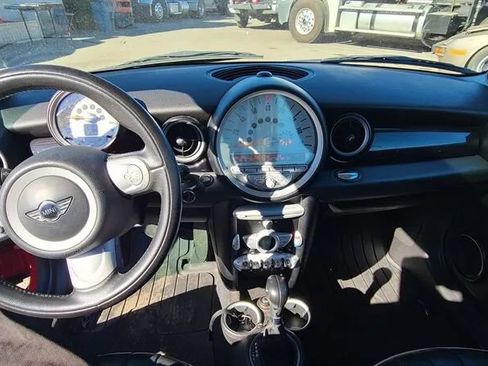 Used 2009 MINI Cooper Clubman Hardtop FWD image 7